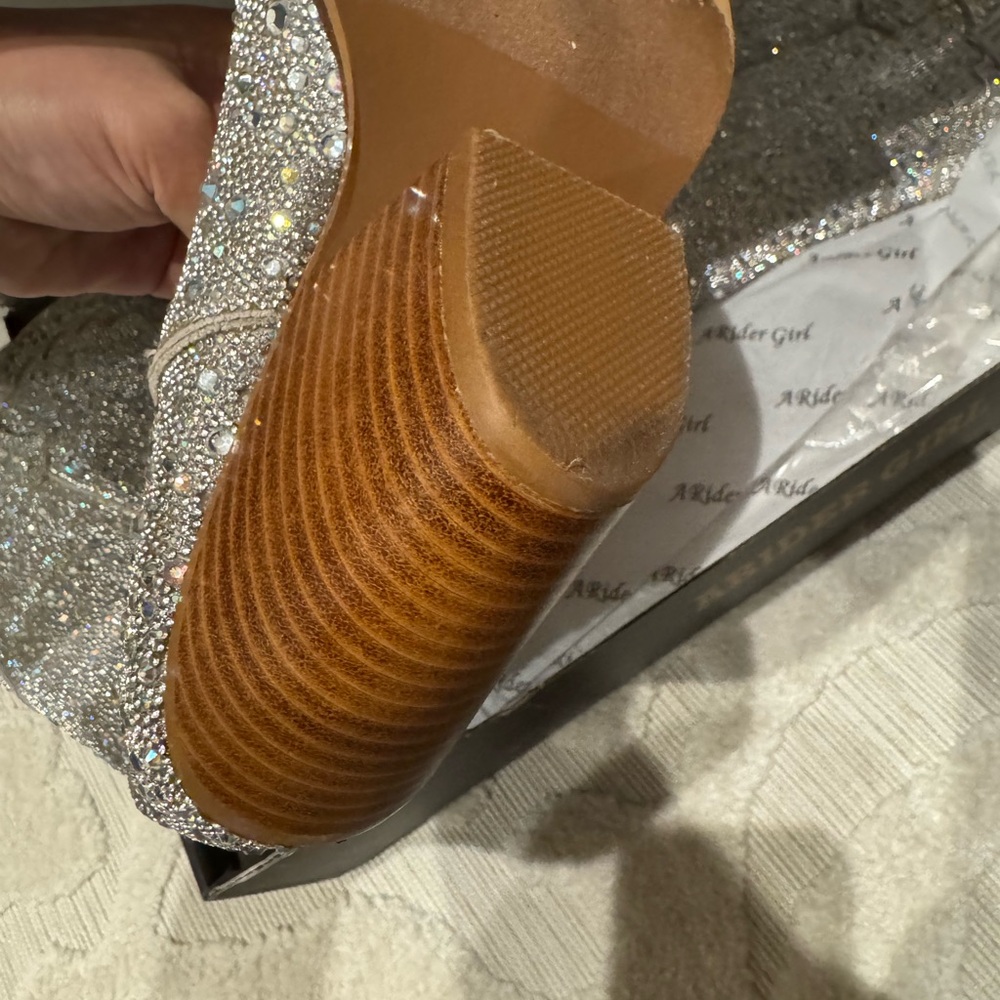 Arider Rhinestone Boots - Picture 5 of 7